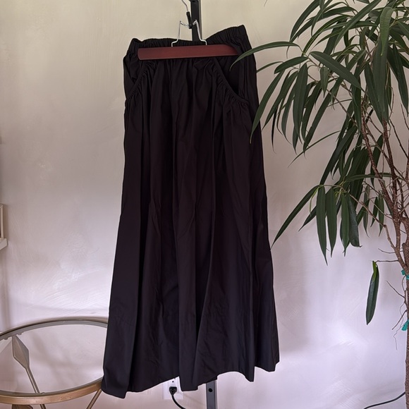 L’Academie Arman Poplin Set XS Black Crop Top & Maxi Skirt with Pockets - Picture 10 of 10
